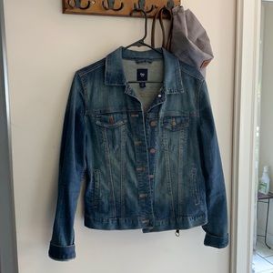 GAP Denim Jacket - Fall '15 Collection 💗LIKE NEW!